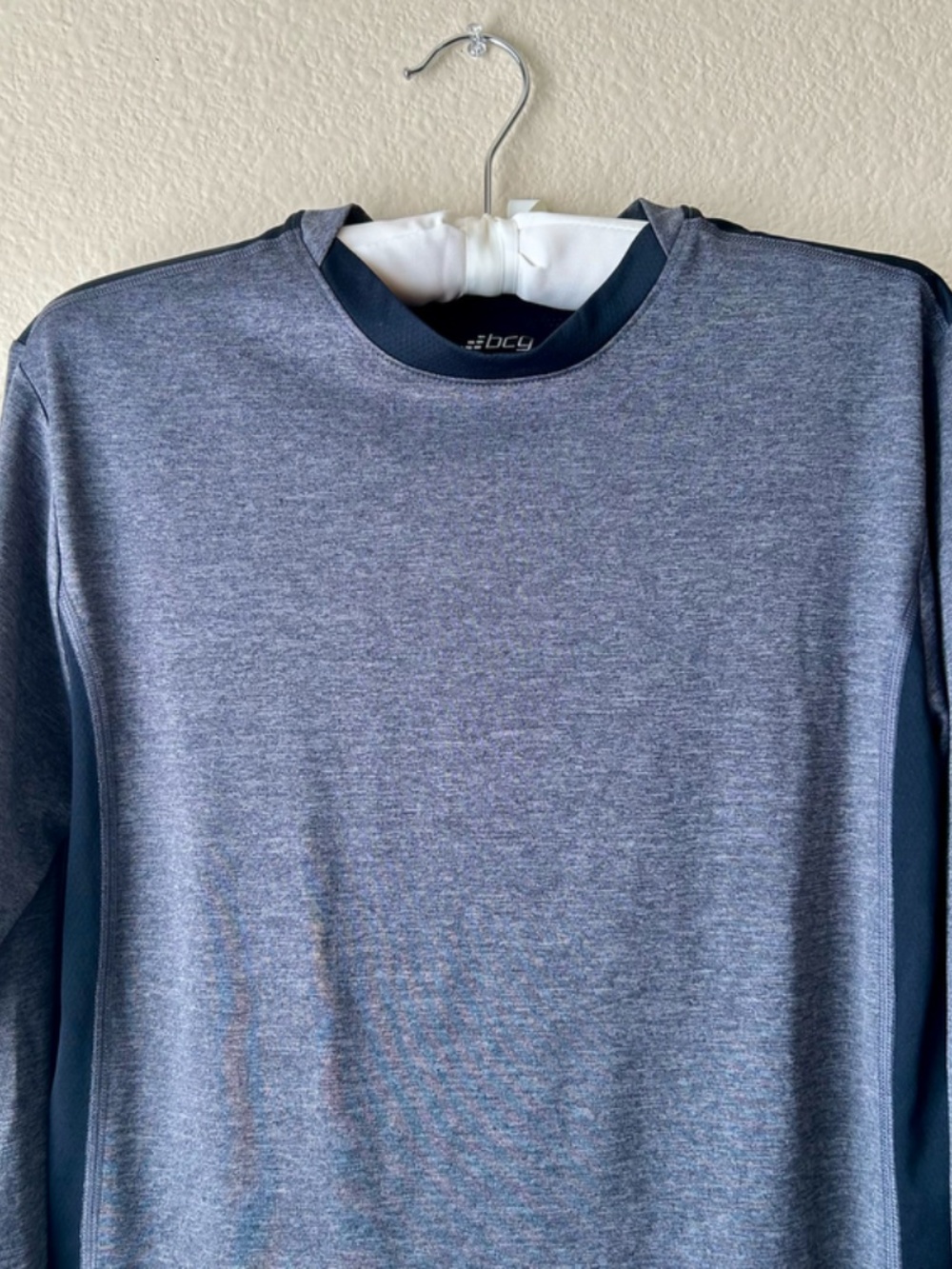 Gray Long Sleeve Sport Top Moisture Wicking BCG MinMesh Back Workout Small - Picture 5 of 10